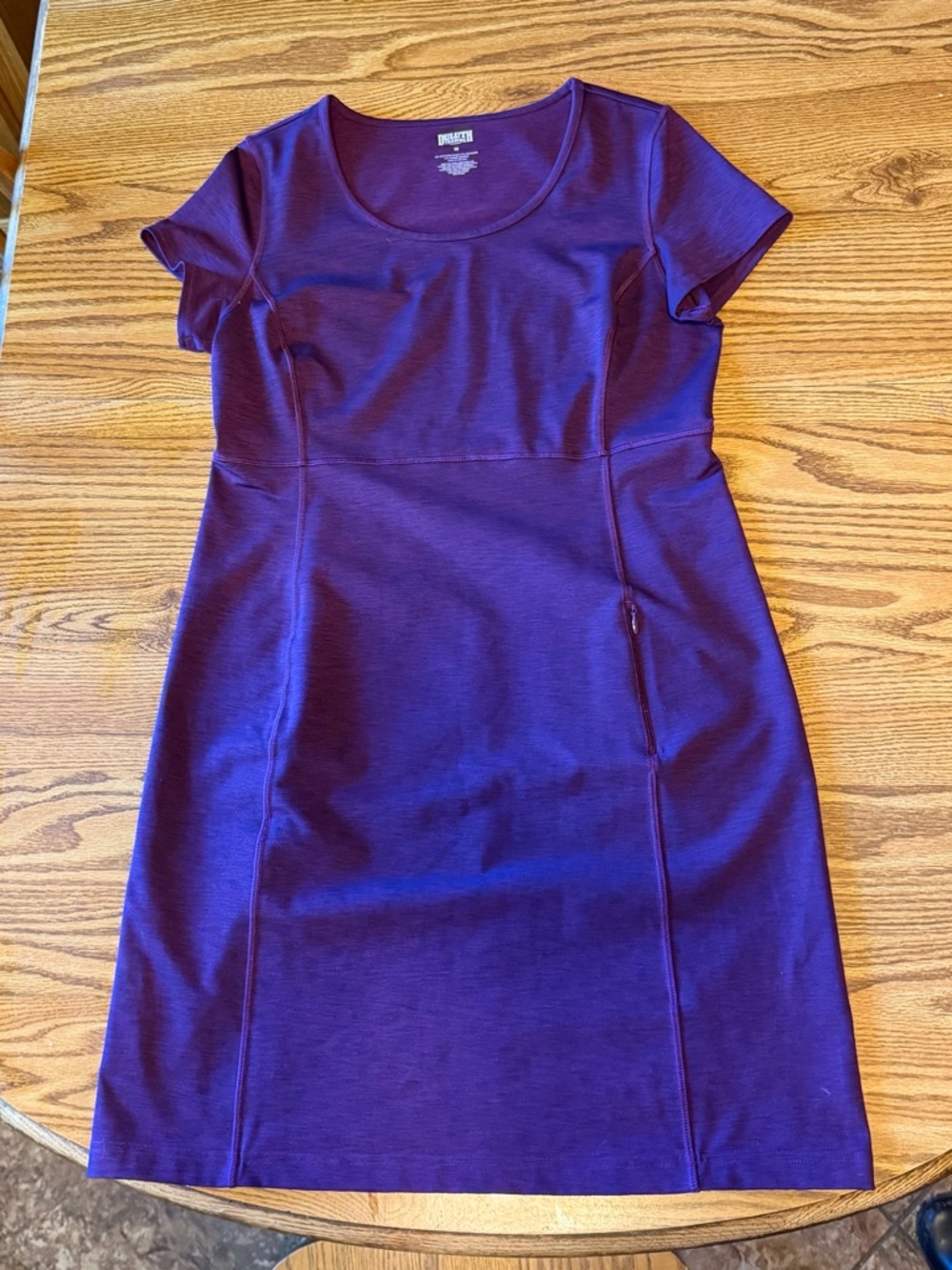 Duluth trading women’s medium athletic dress - purple